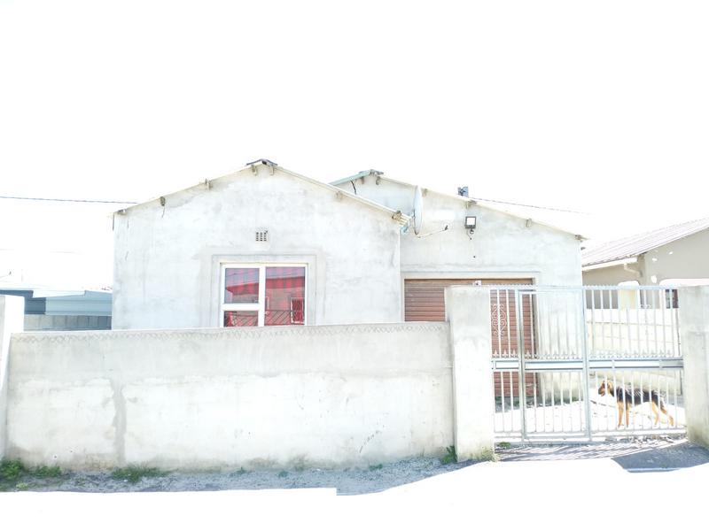 2 Bedroom Property for Sale in Sabata Dalindyebo Square Western Cape